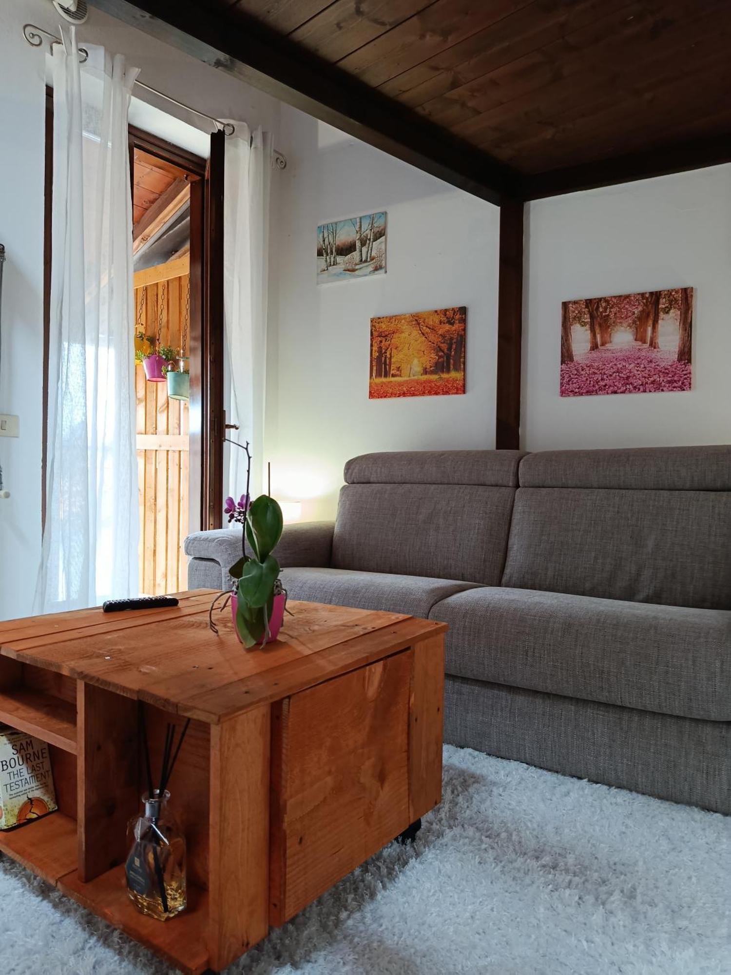 Casa Valletta Mezzomerico Екстериор снимка